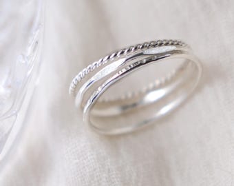 Sterling SILVER 925 Stackable Bands. Set of THREE. Smooth, Dainty Stacking Rings. Skinny Stack Ring Set. Minimalist Knuckle Midi Rings. 1mm