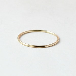 stacking ring. 1mm smooth GOLD band. ONE gold filled thin stack ring. skinny stackable ring. minimalist classic wedding band. knuckle ring.