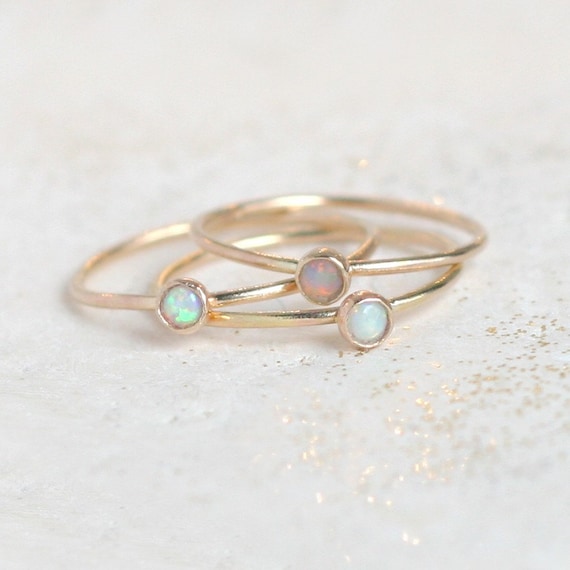 14k Gold Round Bezel Set Birthstone Mother's Family Ring 14k Gold Round Bezel Set Birthstone Mother's Family Ring