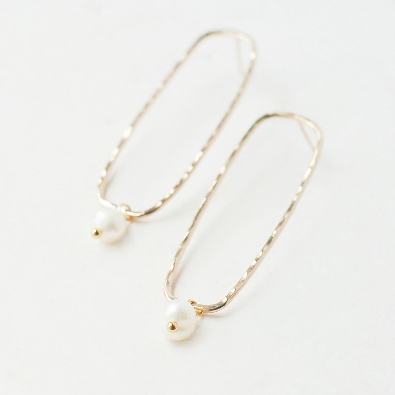 pearl hoop earrings. gold fill, 14k yellow gold filled hoops. ONE pair of pearl earrings. freshwater pearl. hammered or smooth. rose, silver image 3