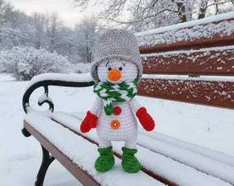 Crochet Snowman Amigurumi Pattern: Winter Holiday Toy (PDF)
