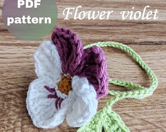 Crochet pattern of violet pansies flower voluminous, crochet appliques, flower accessories, basic pattern, easy crochet. Beginner level