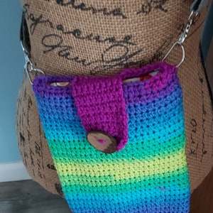 Crocheted crossbody bag, fully lined, with button clasp and adjustable strap image 1