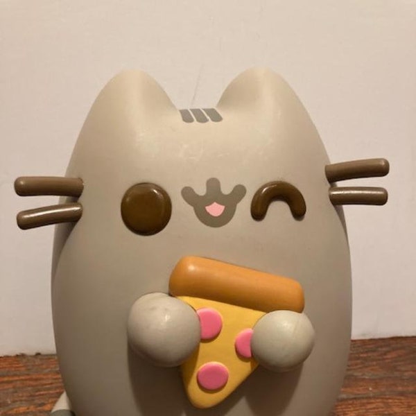 Pusheen w/Pizza 10" Giant Size Funko POP! Target Exclusive 2019 Vinyl Figure Cartoon Cat Claire Belton & Andrew Duff Comic Character Kawaii