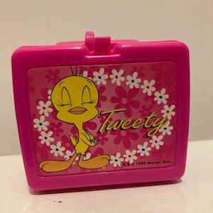 Looney Tunes Tweety 1999 Vintage Flix Candy Pink Mini Lunchbox Keychain Warner Bros WB Cartoon Network Classic Toon Cute Bird Character
