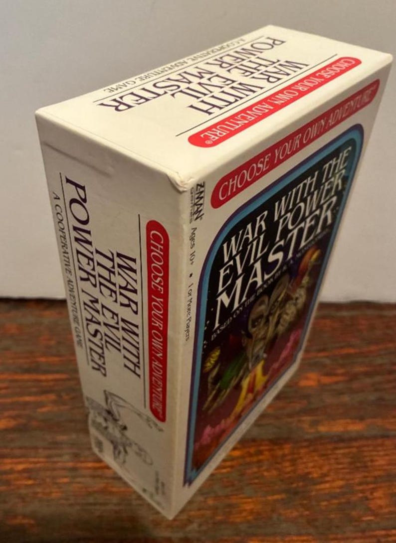 Wählen Sie Ihr eigenes Abenteuer Krieg mit dem Evil Power Master-Spiel 2019 neu versiegelt aus 1984 R. A. Montgomery Buch Vintage 80er Jahre Fantasy Sci-Fi Bild 4