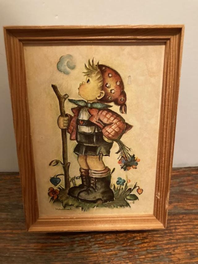 Hummel Wall Pull String Music Box - Etsy Canada