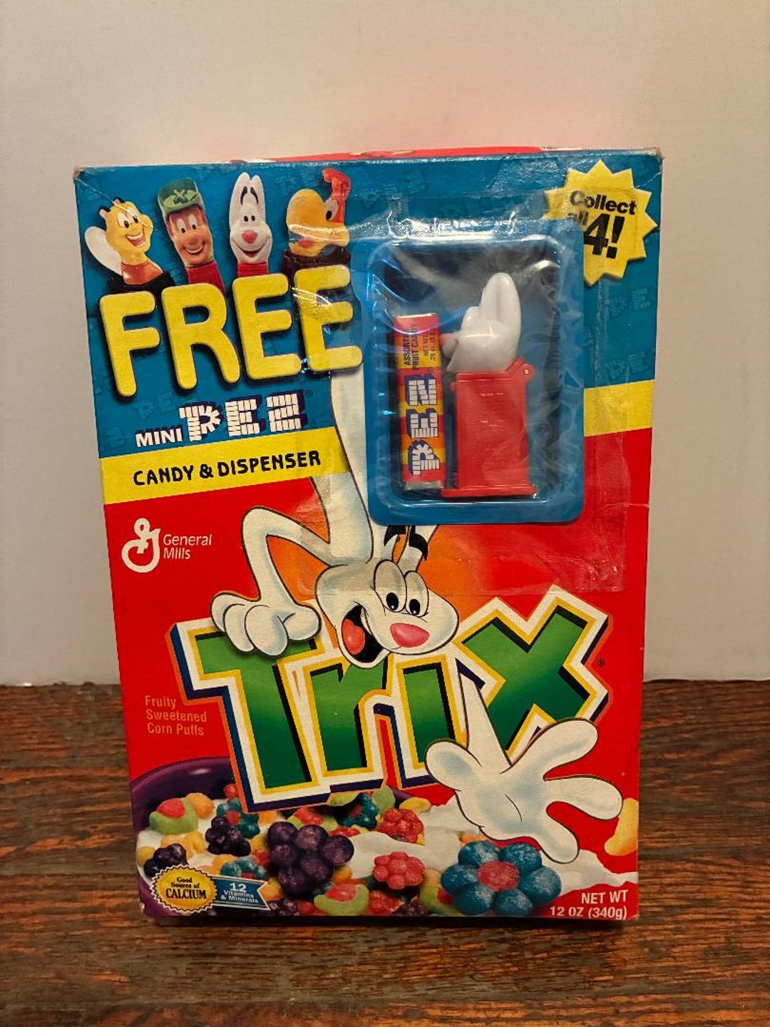 PEZ 2001 Trix Cereal Box Sealed W/ Rabbit Mini Dispenser & Candy GM ...