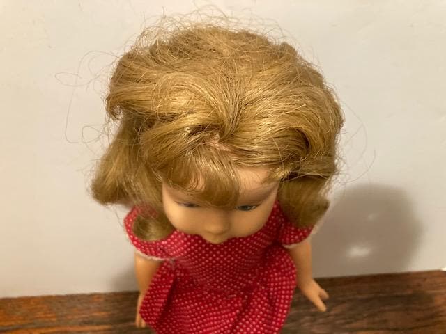 Dee-dee Cut'n Button Doll 1964 Mattel 14 Dee-dee Cut'n Button Doll 1964 Mattel 14