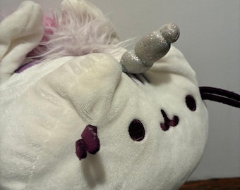 Pusheen Super Pusheenicorn Squeezer Plush w/tags Flapping Wings Gund Rainbow Unicorn Cartoon Cat Claire Belton & Andrew Duff Comic Kawaii