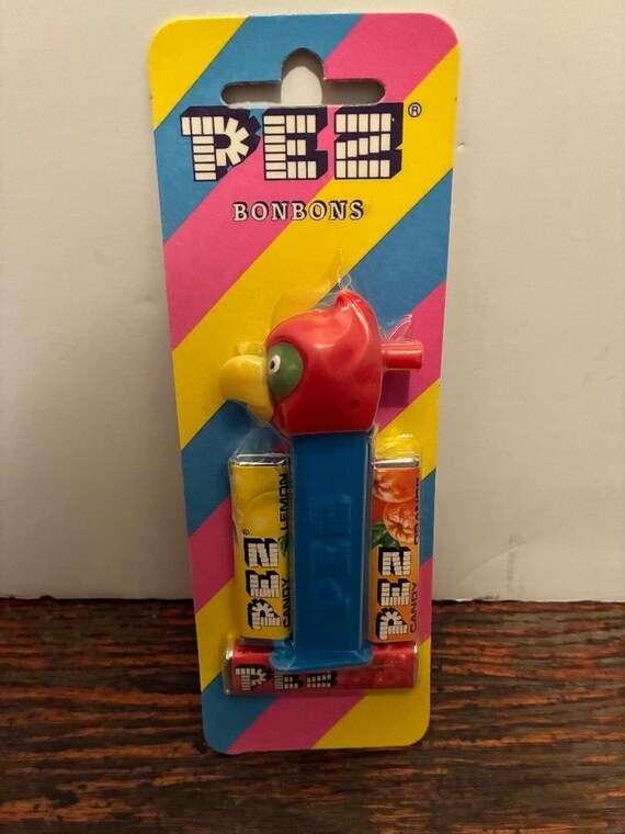 PEZ 1990 Merry Music Maker Parrot Whistle Canadian Vintage 90's