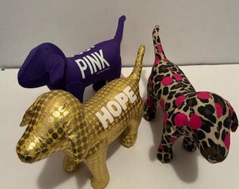 Victoria’s Secret PINK 3 Dog Lot Purple 1986 Leopard Skin & Polka Dots Gold Coins Hope Ad Mascot Plush Designs Beauty Apparel Accessories