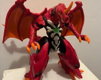 Bakugan Ultra Ball Armored Alliance – Sfera Collezionabile Con BakuCore, Carte Allenamento E Personaggio Casuale Stagione 2