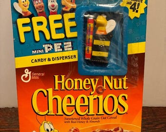 PEZ 2001 Honey Nut Cheerios Cereal Box Sealed w/ Bee Mini Dispenser & Candy GM General Mills Ad Mascot Retired Limited Edition Vintage Prize