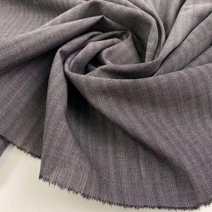 Gestreifter italienischer Wollstoff: Multicolor Couture Deadstock - Nachhaltiger Luxus