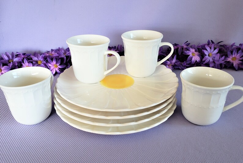 Vintage Daisy Plates and Cups Set For 4 by Shafford Embossed Etsy