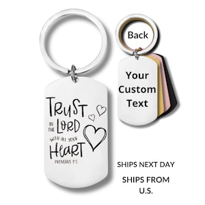 Llavero cristiano "Confía en el Señor", versículo bíblico, Proverbios 35, regalo religioso para ella y él, placa de identificación grabada.