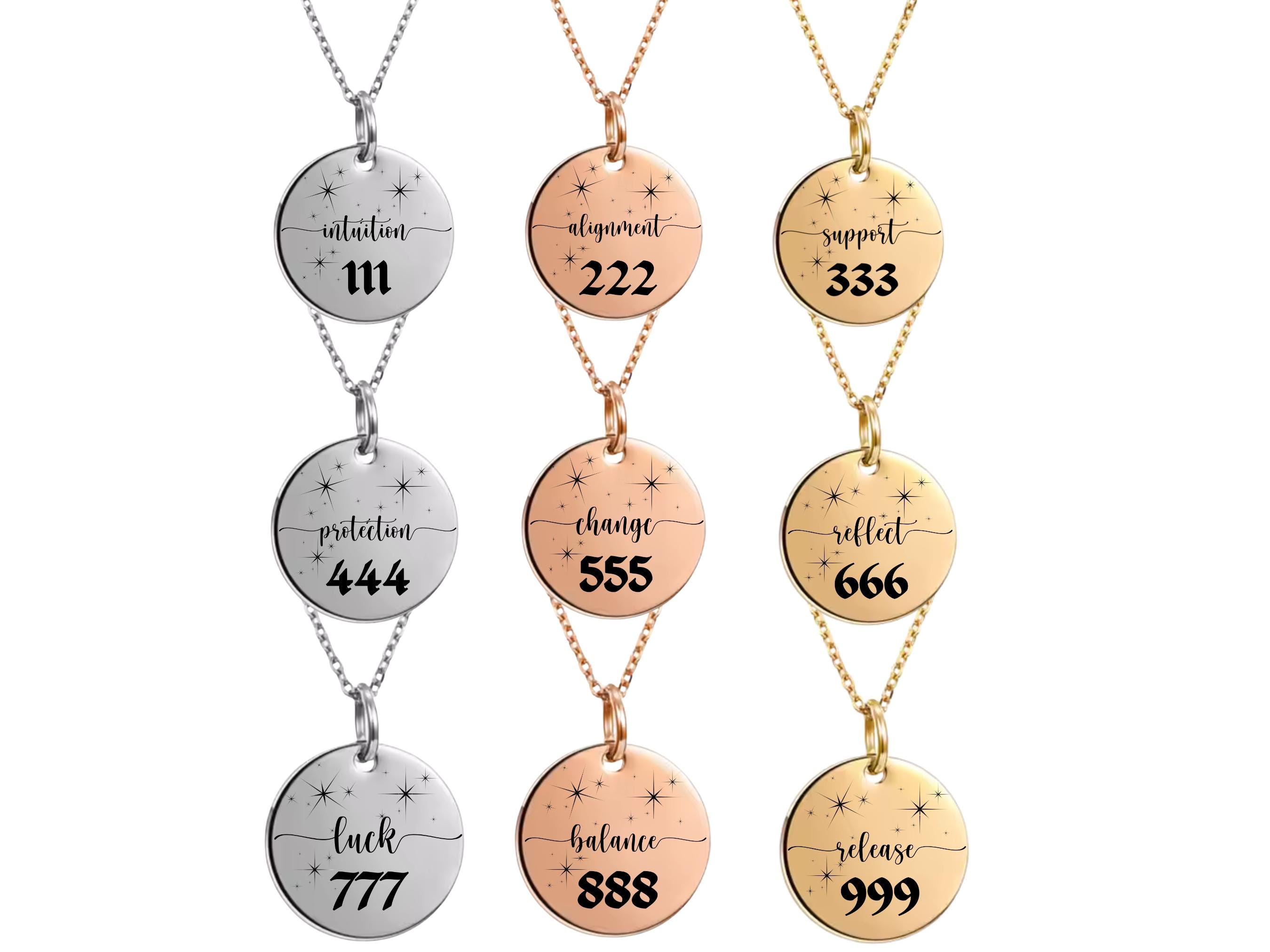 エンジェルナンバー 111 222 333 444 555 666 777 888  999、ステンレススチール製ラウンドミニマリストエンジェルナンバーディスクネックレス、個人刻印付き