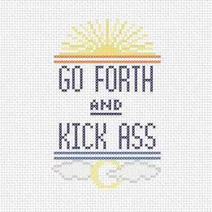 Puede incluir: Diseño de punto de cruz con el texto "GO FORTH AND KICK ASS" en azul marino. El diseño incluye un sol amarillo, líneas naranjas y azules, y una luna creciente con nubes. El fondo es blanco.