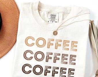 Camiseta para amantes del café / Camisa con colores cómodos / Camiseta de café de moda / Regalo para amantes del café / Camiseta para mujer