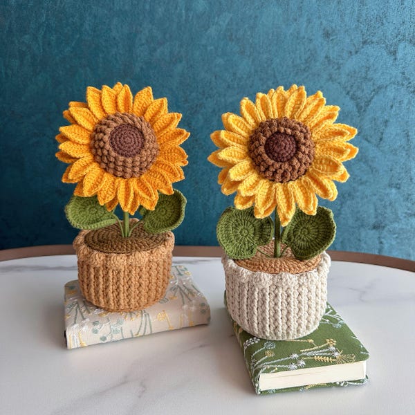 Graduation Gift 2026 Sunflower Handmade Crochet flower Pot: Knitted Gift for Her, Him, Graduate, Dad, High School Grad