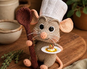 Gentleman Mouse Taxidermy Head in Gold Ornate Frame - Etsy 日本