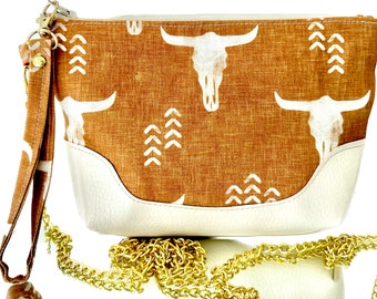 crossbody purse,steer heads,cowgirl clutch,boho wristlet,essentials pouch,western style,evening bag,ivory vinyl,gift for her,gold chain