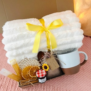 Thank you Gift Basket, Thank you Gifts for Women, Thank You Gift Box For Friend, Thank You Gift For Mentor, Thank you Coworker Spa Basket