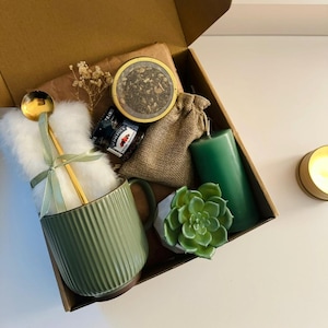 New Employee Appreciation Gift Box, Best Team Gift, Thank you Gift Basket, Coworker Gifts, Corporate Gifts, Team Gift Box