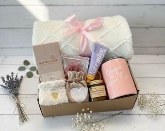 Womens Birthday Gift, Birthday Gift Box, Sister Birthday Gift, Birthday Gift Basket, Happy Birthday Box, Best Friend Birthday