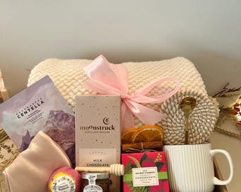 Caja de recuperación para una ruptura: paquete de ayuda para el desamor con manta, té, diario y artículos de consuelo para el apoyo emocional y el amor propio.