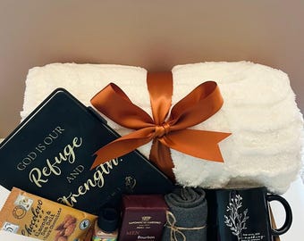 Kristen presentask för honom eller henne – Uppmuntrande omsorgspaket – Trosbaserad present – Mysig filt, dagbok, te, mugg och ljus