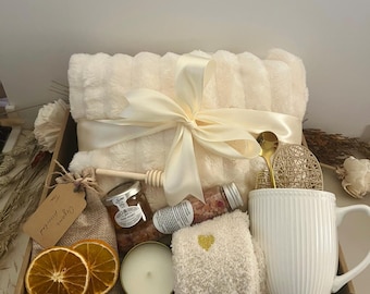 Bridesmaid Proposal Gift Box: Will You Be My Bridesmaid?