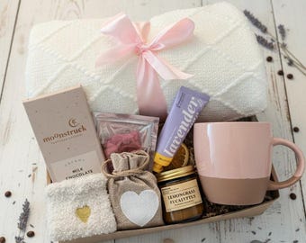 Hug In A Box, Encouragement Gift, Mom Gift Set, Hygee Gift Box, Thinking Of You Box, Cozy Care Package, Self Care Basket, Blanket Gift Box