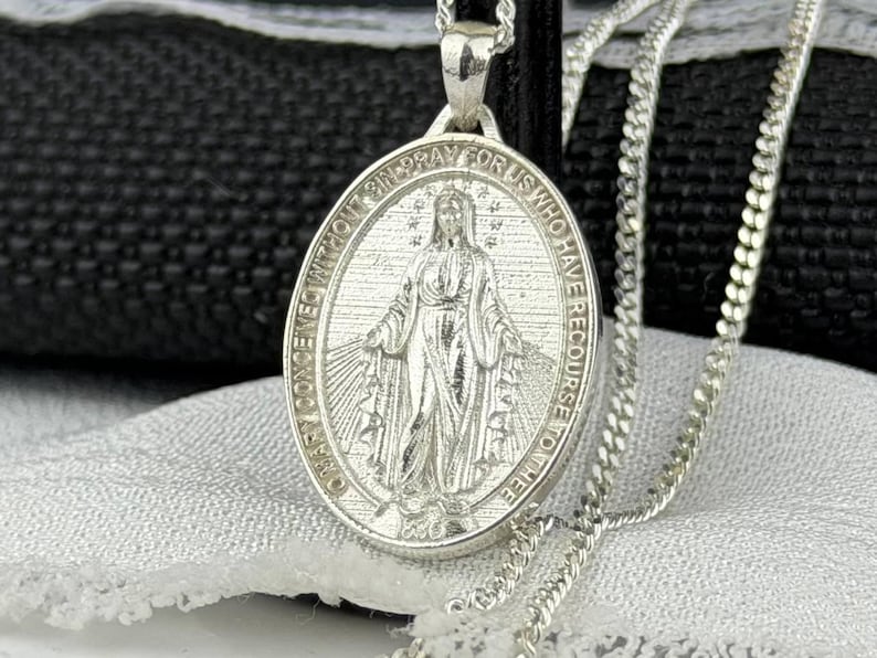 Miraculous Medal Necklace: 925 Sterling Silver Virgin Mary Pendant - Etsy