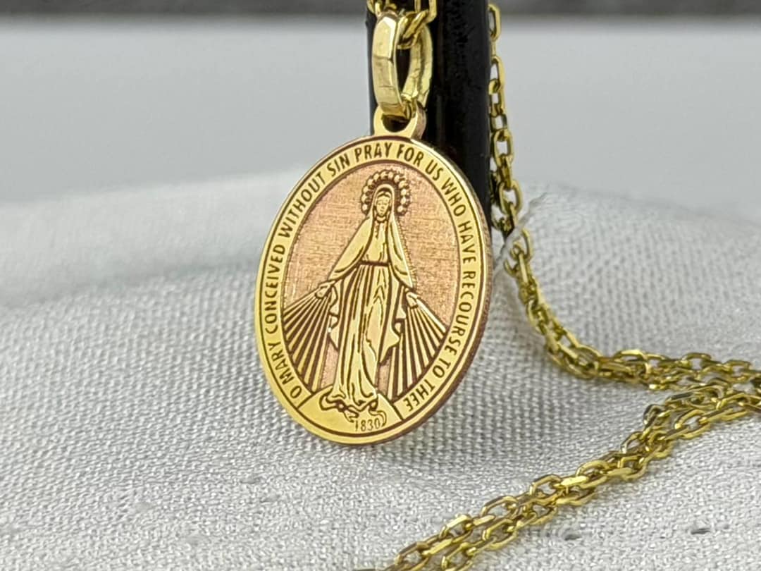 14K Solid Gold Miraculous Medal Necklace: Gold Minimalist Virgin Mary ...