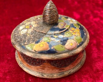 Vintage wooden treen trinket dish - hand carved.