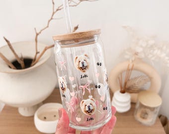 Vaso de cristal Coquette con cara y nombre de perro, vaso de café helado personalizado con retrato de mascota, tapa de bambú y pajita, regalo personalizado para perros