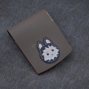 Monedero de piel hecho a mano LABUBU de Salty Dog - Beige Mizi
