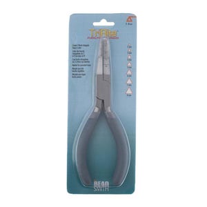 May include: TriRite pliers on a blue and white card. The pliers are silver with gray handles. The card has text in English and Spanish, and measurements from 2 mm to 8 mm.