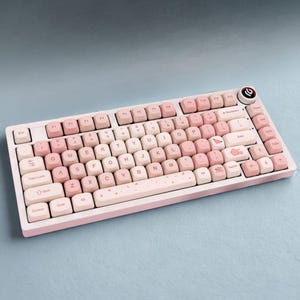 Pink Strawberry Cream Keycaps Set 142 PBT Keycaps for MX Mechanical Keyboards 60 65 75 84 96 100 ANSI Pastel Aesthetic Style
