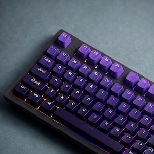 Juego de teclas PBT con brillo RGB morado: 130 teclas, perfil OEM, retroiluminación de doble disparo para teclados mecánicos MX