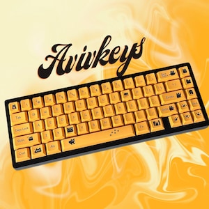 ブラックキャットキーキャップセット、イエローキーキャップセット、チェリープロファイル、メカニカルキーボード用PBTキーキャップセット、カスタムアニメキーキャップセット、ゲーミングキーキャップ
