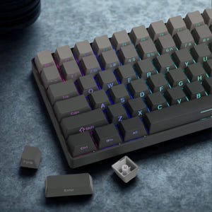 Bakgrundsbelyst PBT-tangentsats: Grå gradient sidotryck, körsbärsprofil RGB-genomskinlighet