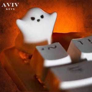 Handmade Ghost Artisan Keycap – Cute Keycap, Translucent Resin ESC Keycap for Mechanical Keyboards, Anime Keycap