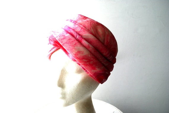 Mod vintage 60s pastel pink polyester turban hat … - image 1