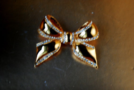 Statement  vintage 80s,   gold tone metal, 3 d  b… - image 5