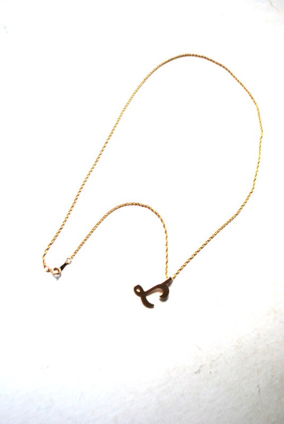 Delicate vintage 1990  gold tone metal  necklace … - image 8