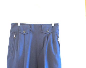 Hollywood vintage 40s, navy blue gabardine, sky,  pants for the tall figure and thin waist. Made by White Stag. Size M-L. Mint condition.