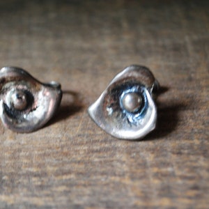 Art nouveu vintage 30s, sterling silver ,hand made ,lily shape ,skrew back earrings.